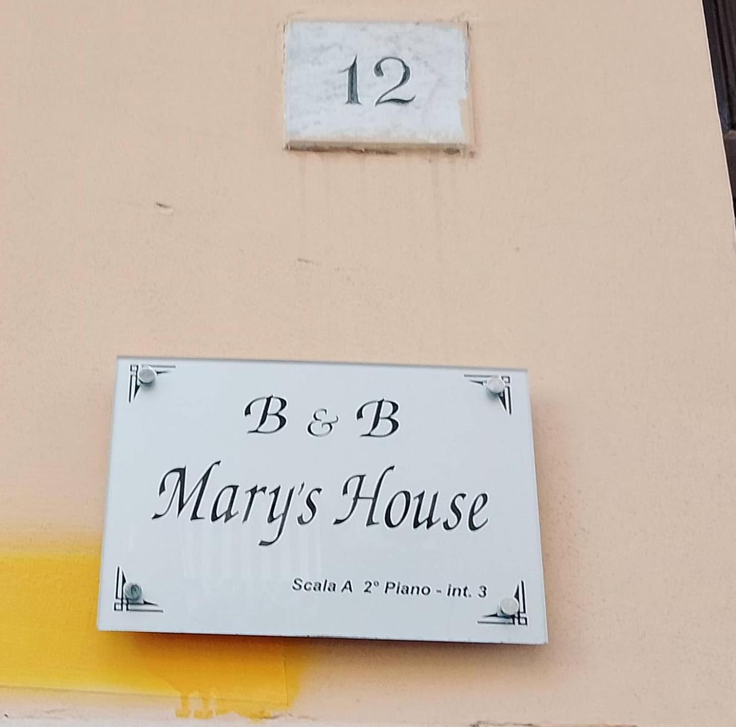 Mary House Napoli Centro Apartment Luaran gambar
